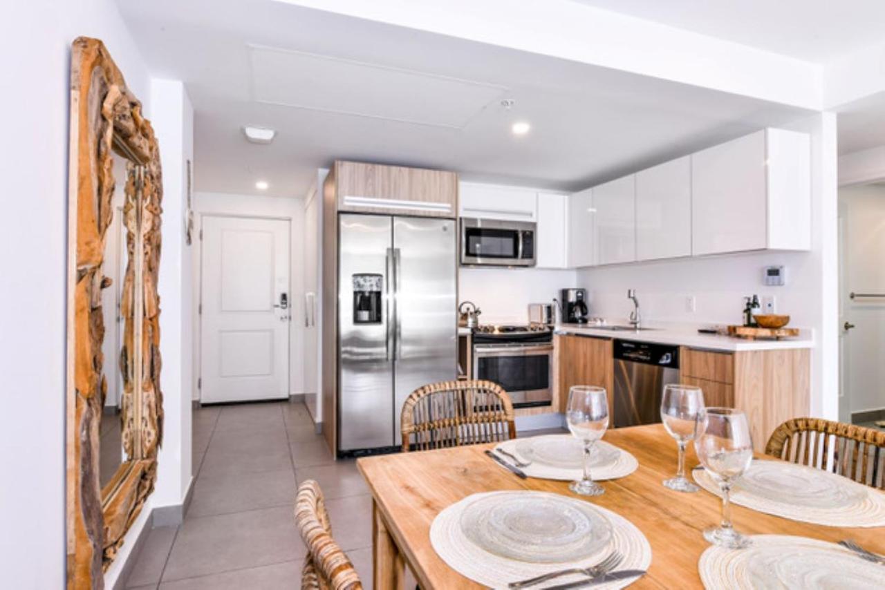 Stylish Luxury Condo, Central Location, Ocean View, Pool, Gym Οράνχεσταντ Εξωτερικό φωτογραφία