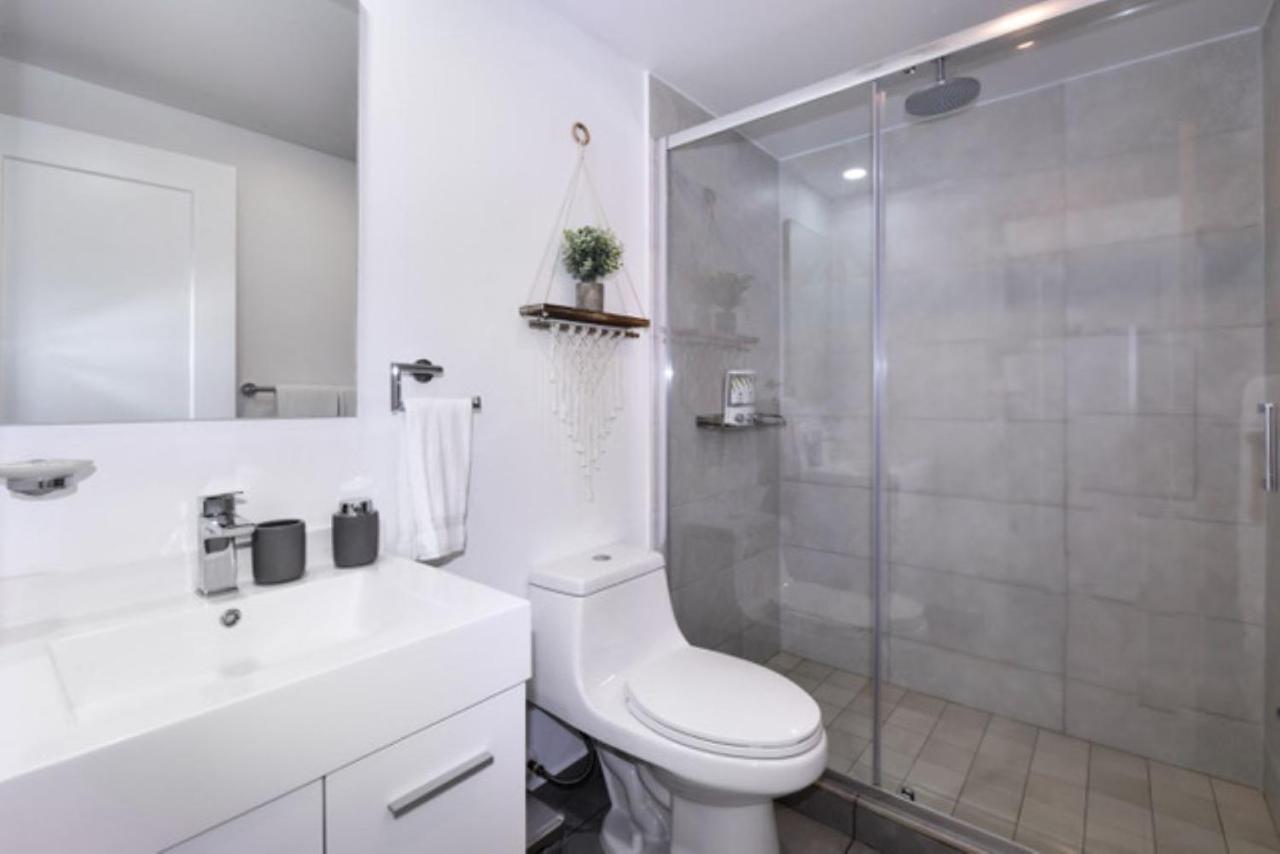 Stylish Luxury Condo, Central Location, Ocean View, Pool, Gym Οράνχεσταντ Εξωτερικό φωτογραφία