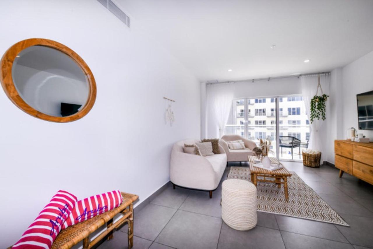 Stylish Luxury Condo, Central Location, Ocean View, Pool, Gym Οράνχεσταντ Εξωτερικό φωτογραφία
