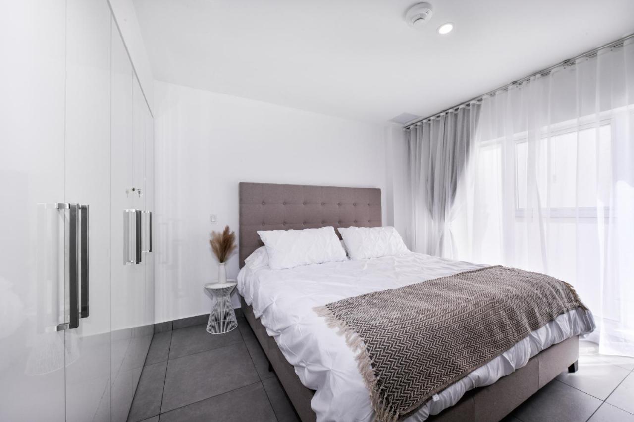 Stylish Luxury Condo, Central Location, Ocean View, Pool, Gym Οράνχεσταντ Εξωτερικό φωτογραφία