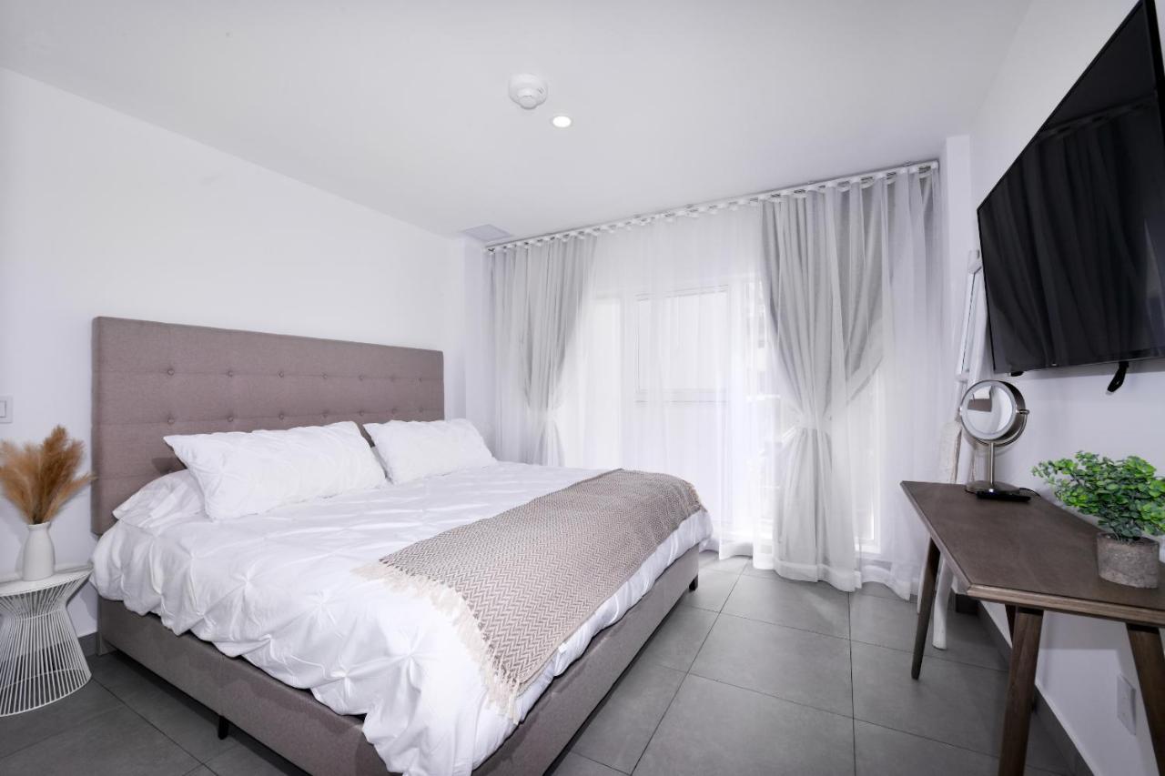 Stylish Luxury Condo, Central Location, Ocean View, Pool, Gym Οράνχεσταντ Εξωτερικό φωτογραφία