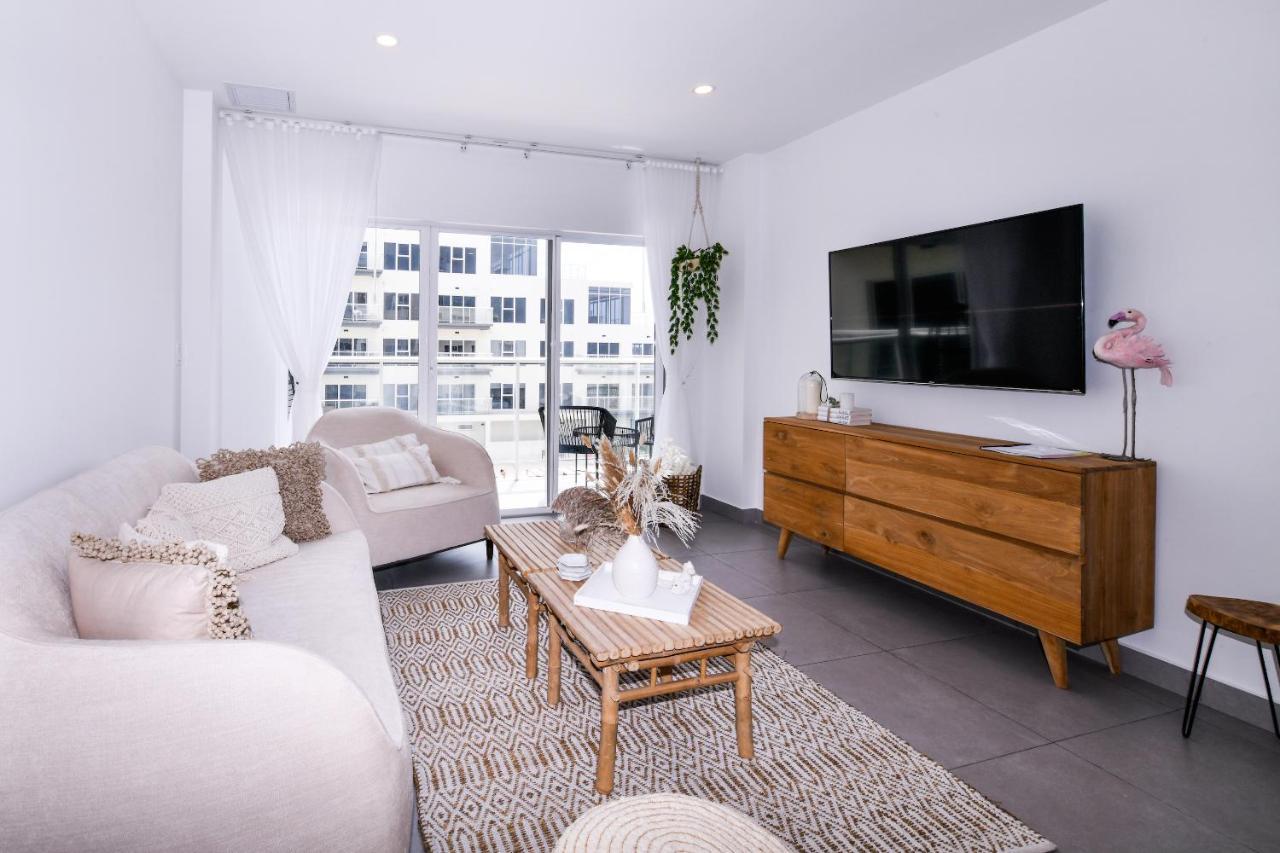 Stylish Luxury Condo, Central Location, Ocean View, Pool, Gym Οράνχεσταντ Εξωτερικό φωτογραφία
